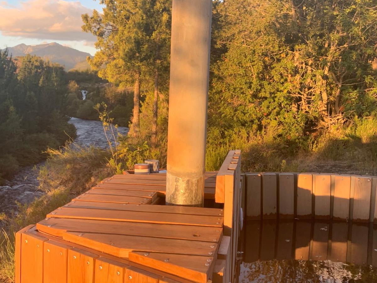 Domo Conguillio Conecta Con Tu Energia Sagrada Junto Al Salto Truful Truful Con Una Vista Majestuosa Que Podras Disfrutar En Una Tinaja Una Experiencia Que Alineara Tu Espiritu Y Tu Energia Interior Vivelo Melipeuco Buitenkant foto
