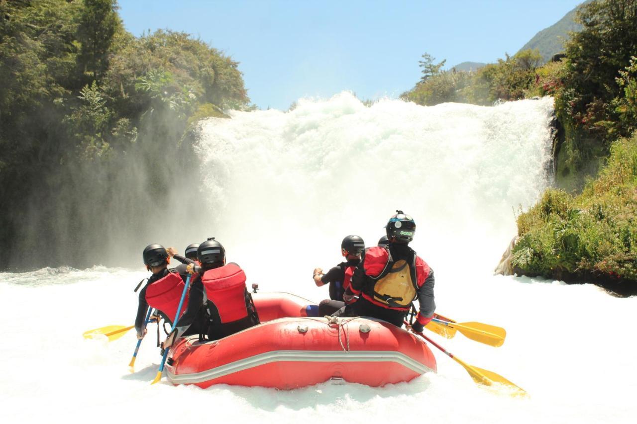 Domo Conguillio Conecta Con Tu Energia Sagrada Junto Al Salto Truful Truful Con Una Vista Majestuosa Que Podras Disfrutar En Una Tinaja Una Experiencia Que Alineara Tu Espiritu Y Tu Energia Interior Vivelo Melipeuco Buitenkant foto