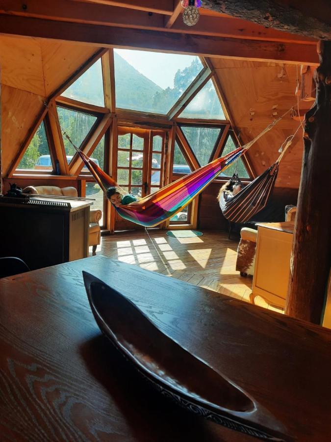 Domo Conguillio Conecta Con Tu Energia Sagrada Junto Al Salto Truful Truful Con Una Vista Majestuosa Que Podras Disfrutar En Una Tinaja Una Experiencia Que Alineara Tu Espiritu Y Tu Energia Interior Vivelo Melipeuco Buitenkant foto